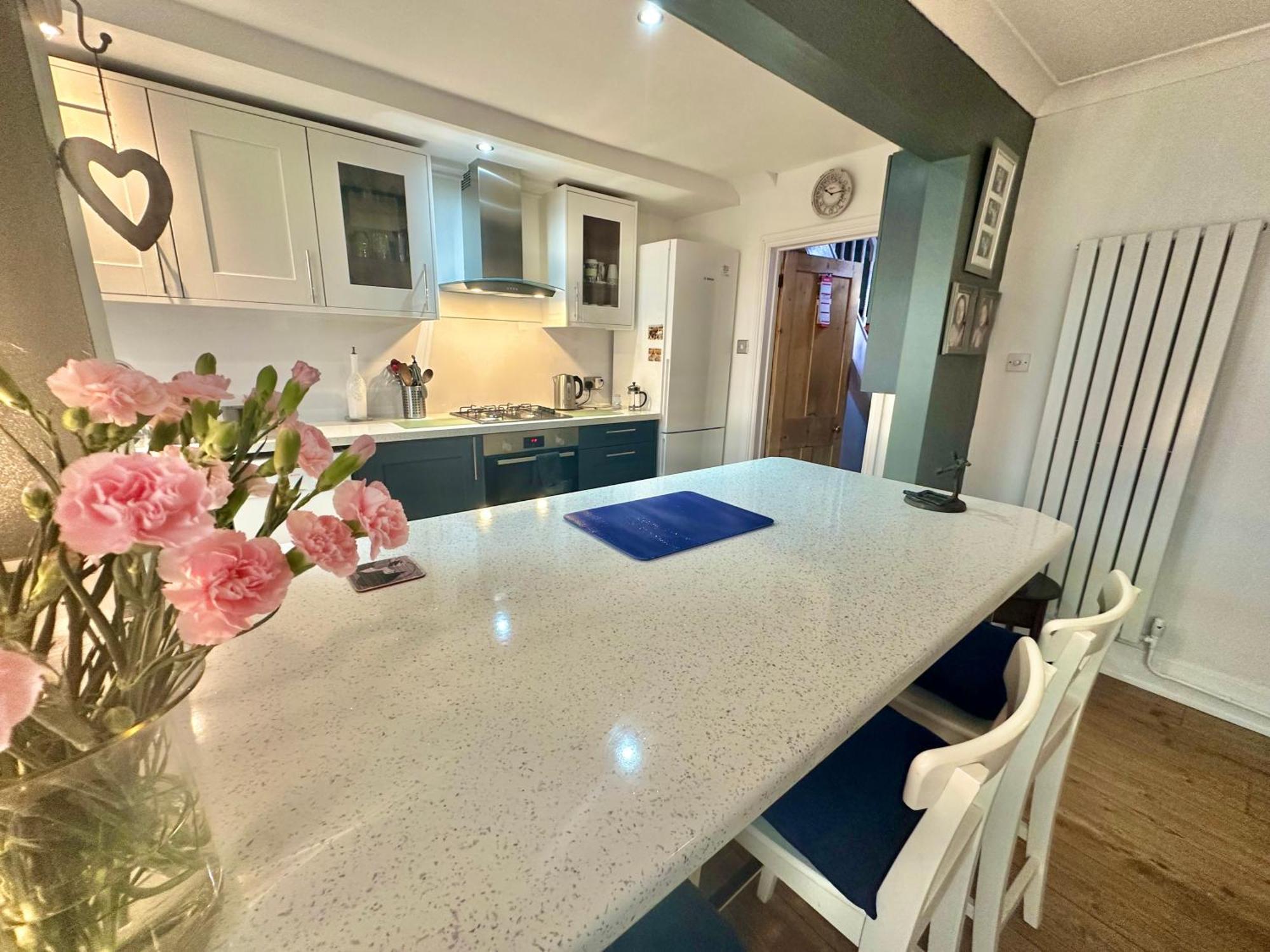Garden Cottage - 3 Bedroom Close To Town And Beach Μπόρνμουθ Εξωτερικό φωτογραφία